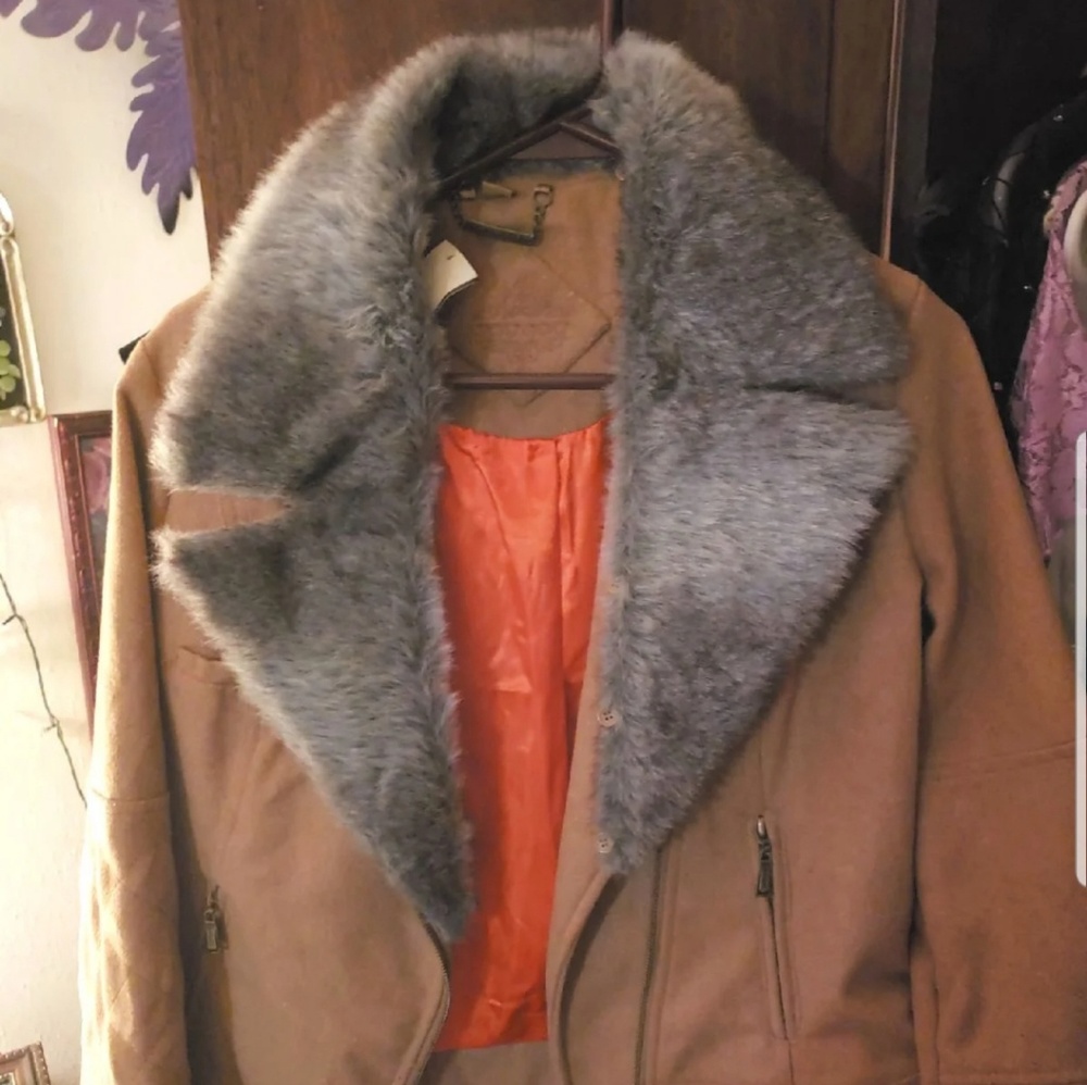 NWT Womens suede jacket with fur